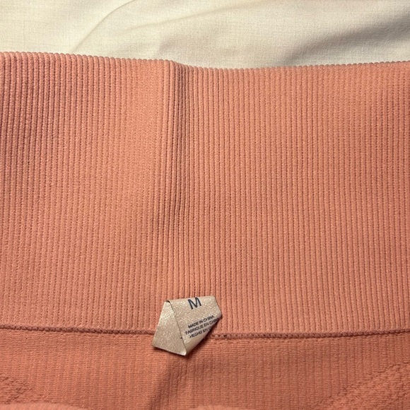 Pink Ribbed Workout/ Activewear Set - Picture 4 of 4